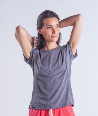 Polo La Aventurera - Gris